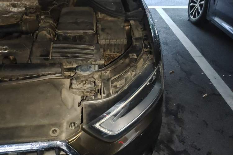 Used Audi Q3 2013 40 TFSI quattro Luxury Model Engine Bay Left