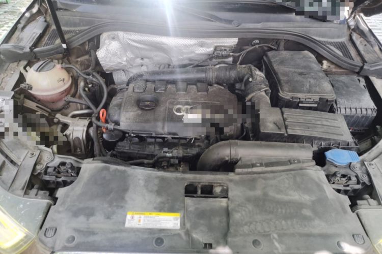 Used Audi Q3 2013 35 TFSI Comfort Model Engine Bay