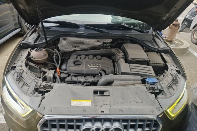 Used Audi Q3 2013 35 TFSI Comfort Model Engine Bay