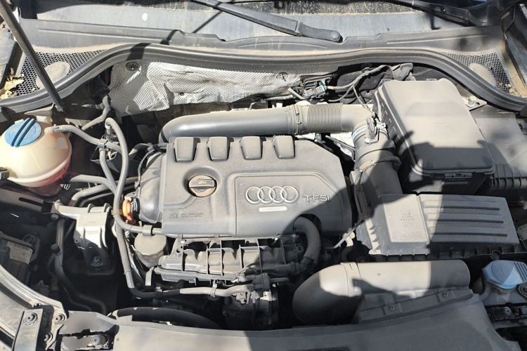 Used Audi Q3 2013 35 TFSI Comfort Model Engine Bay