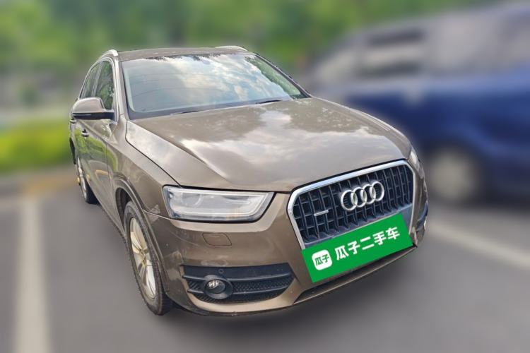 Used Audi Q3 2013 35 TFSI Comfort Model Front Right 45 Deg