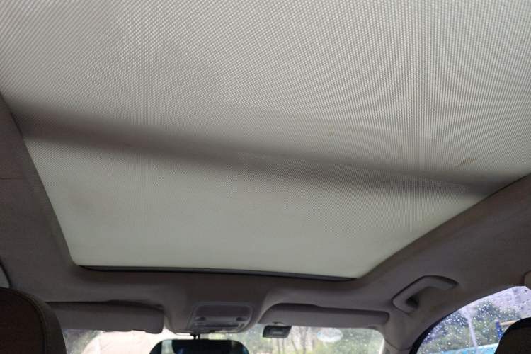 Used Audi Q3 2013 35 TFSI Comfort Model Headliner