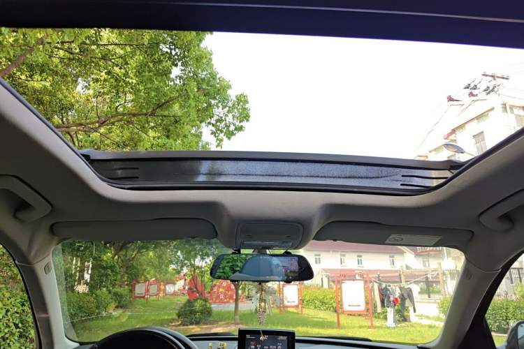 Used Audi Q3 2013 35 TFSI Comfort Model Headliner
