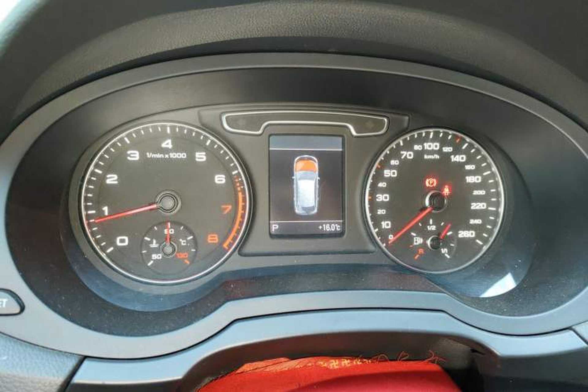 Used Audi Q3 2013 35 TFSI quattro Comfort Model Instrument Cluster