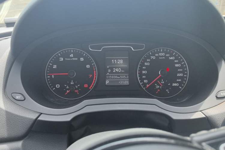 Used Audi Q3 2013 35 TFSI Comfort Model Instrument Cluster