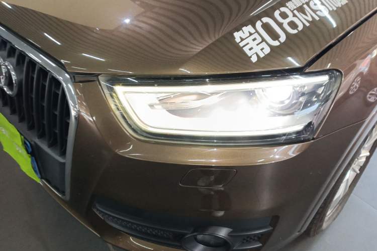Used Audi Q3 2013 35 TFSI quattro Technology Edition Left Front Headlight