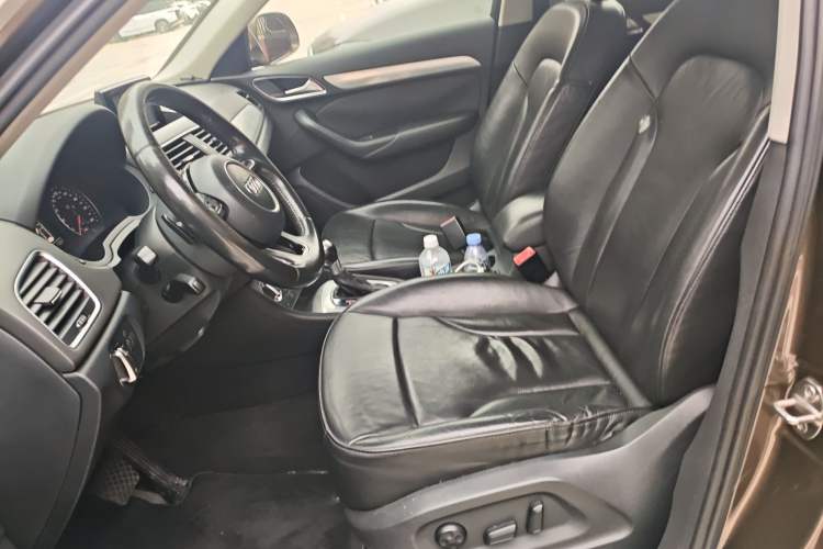 Used Audi Q3 2013 35 TFSI Comfort Model Left Front Seat