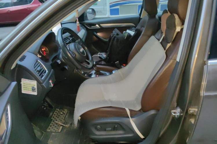 Used Audi Q3 2013 35 TFSI Comfort Model Left Front Seat