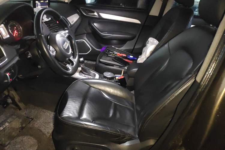 Used Audi Q3 2013 40 TFSI quattro Luxury Model Left Front Seat
