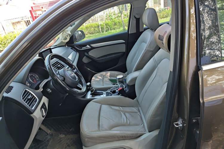 Used Audi Q3 2013 35 TFSI Comfort Model Left Front Seat