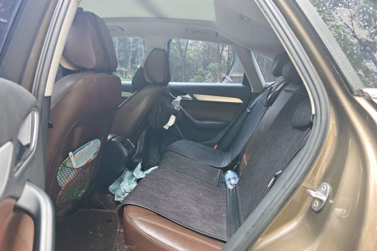 Used Audi Q3 2013 35 TFSI Comfort Model Left Rear Seat