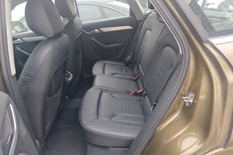 Used Audi Q3 2013 35 TFSI Comfort Model Left Rear Seat