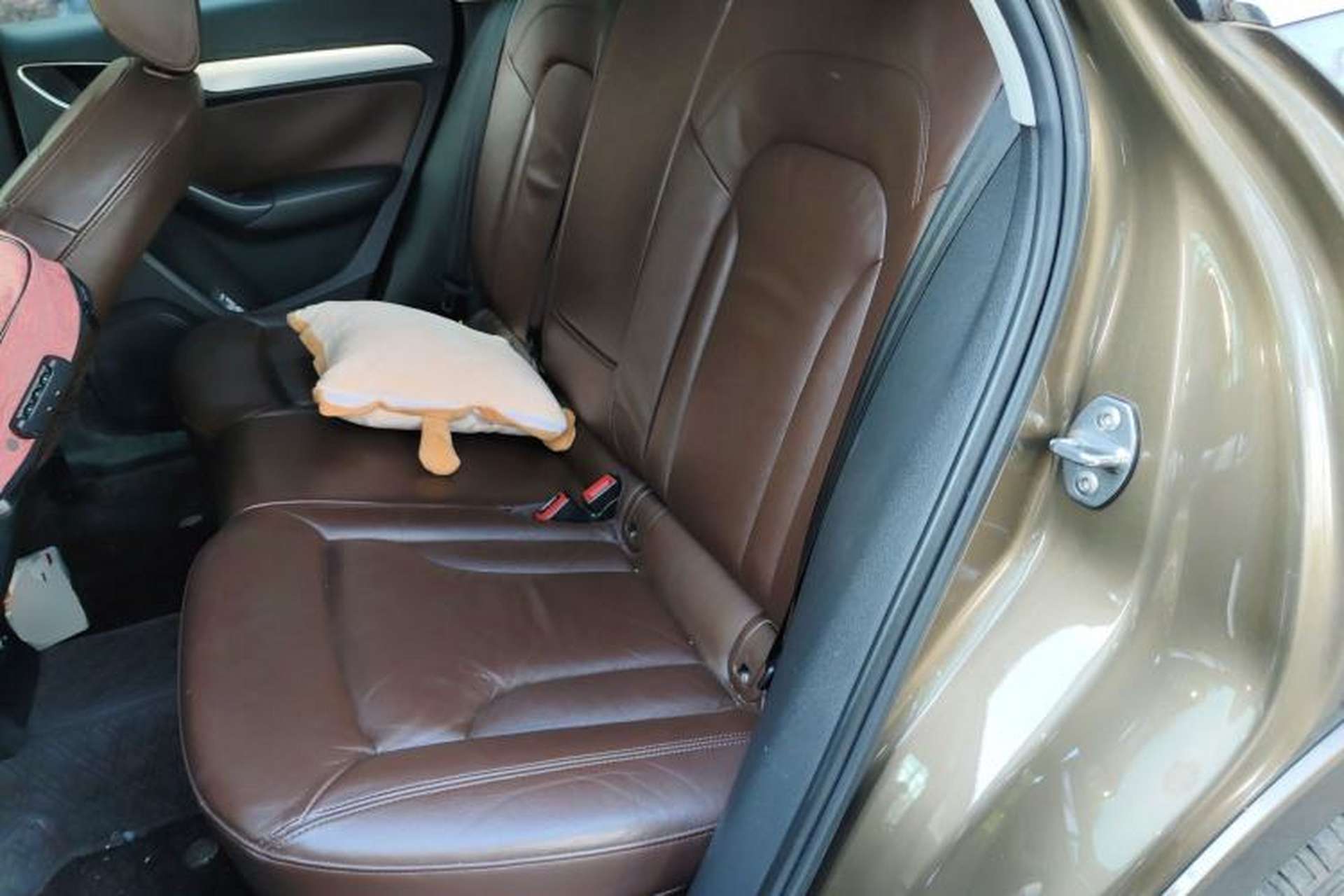 Used Audi Q3 2013 35 TFSI quattro Comfort Model Left Rear Seat