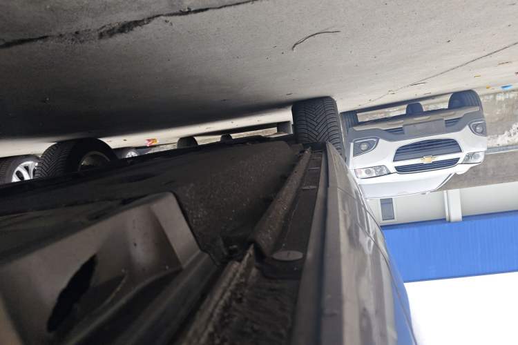 Used Audi Q3 2013 35 TFSI Comfort Model Left Side Sill