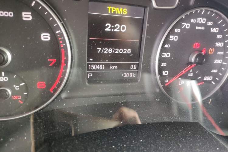 Used Audi Q3 2013 35 TFSI quattro Technology Edition Odometer Close Up