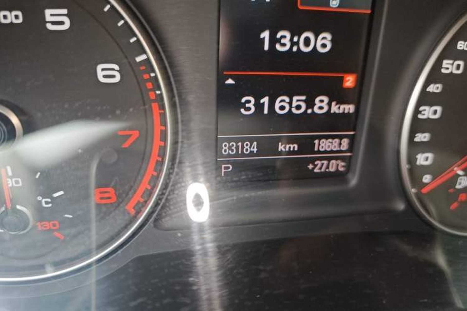 Used Audi Q3 2013 35 TFSI Comfort Model Odometer Close Up