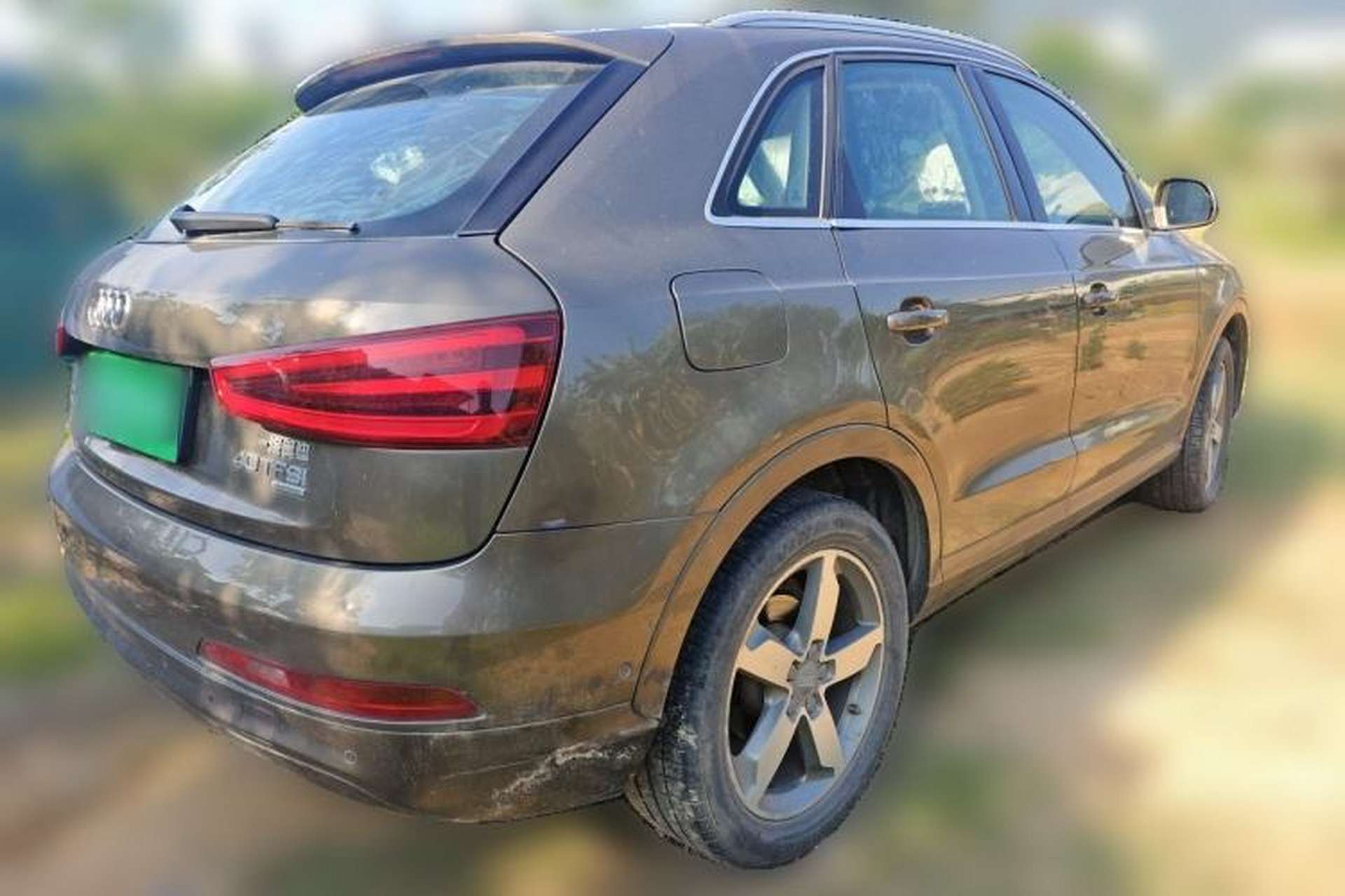 Used Audi Q3 2013 40 TFSI quattro Luxury Model Rear Right 45 Deg