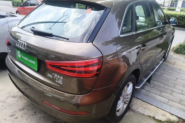 Used Audi Q3 2013 35 TFSI quattro Technology Edition Rear Right 45 Deg