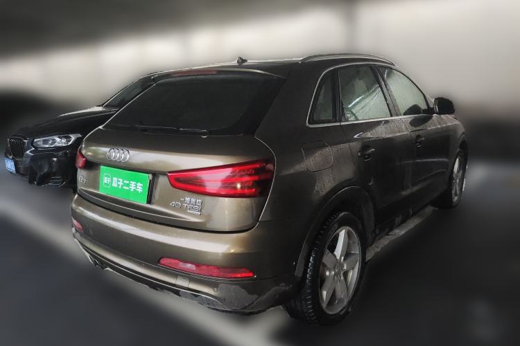 Used Audi Q3 2013 40 TFSI quattro Luxury Model Rear Right 45 Deg