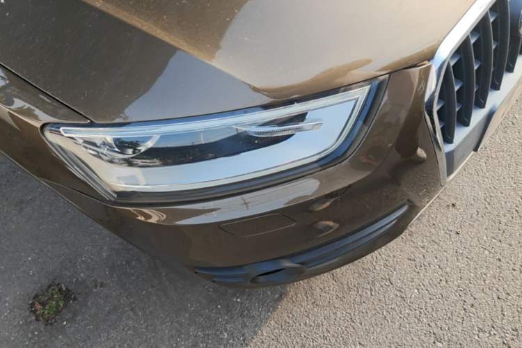 Used Audi Q3 2013 35 TFSI quattro Comfort Model Right Front Headlight