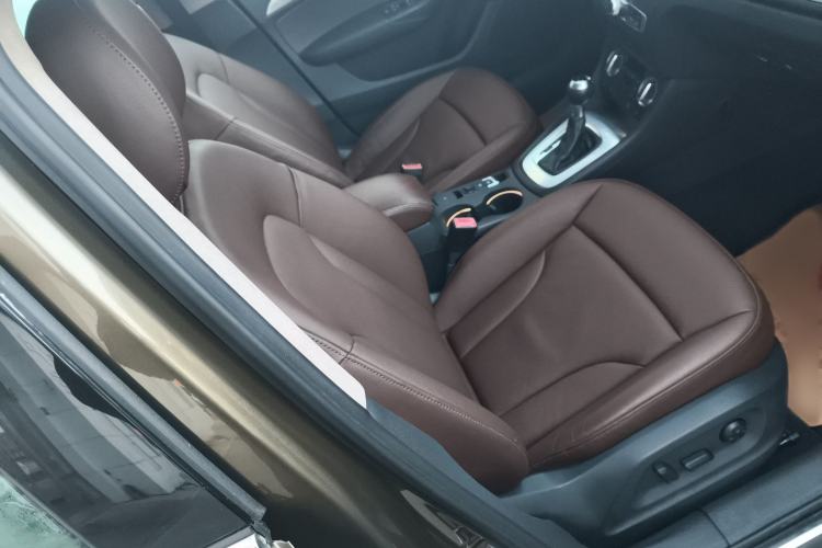 Used Audi Q3 2013 35 TFSI Comfort Model Right Front Seat
