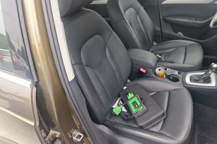 Used Audi Q3 2013 35 TFSI Comfort Model Right Front Seat