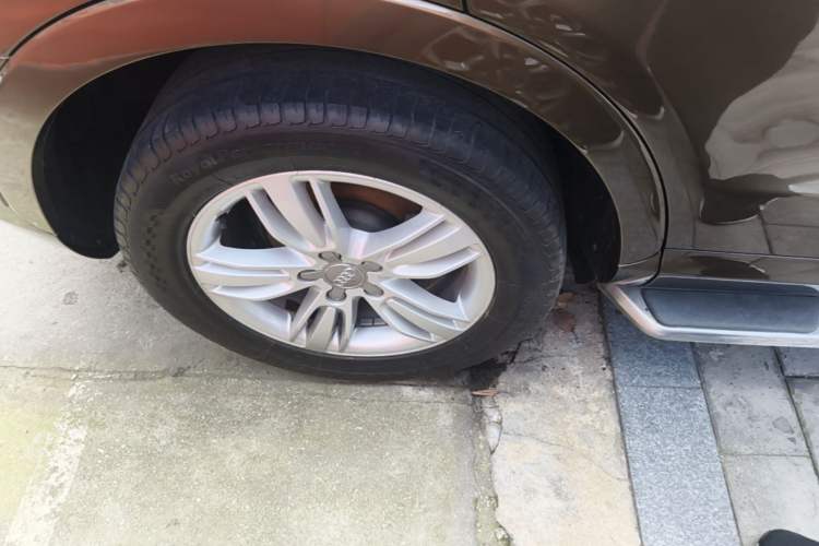 Used Audi Q3 2013 35 TFSI quattro Technology Edition Right Rear Wheel Hub