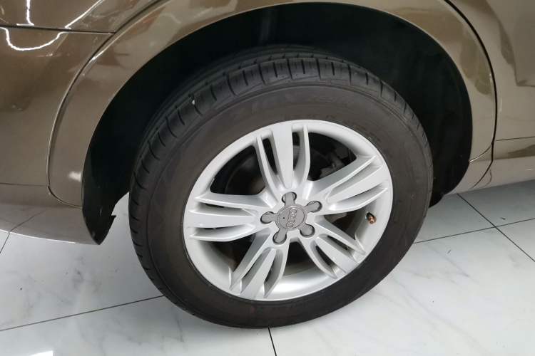Used Audi Q3 2013 35 TFSI quattro Technology Edition Right Rear Wheel Hub