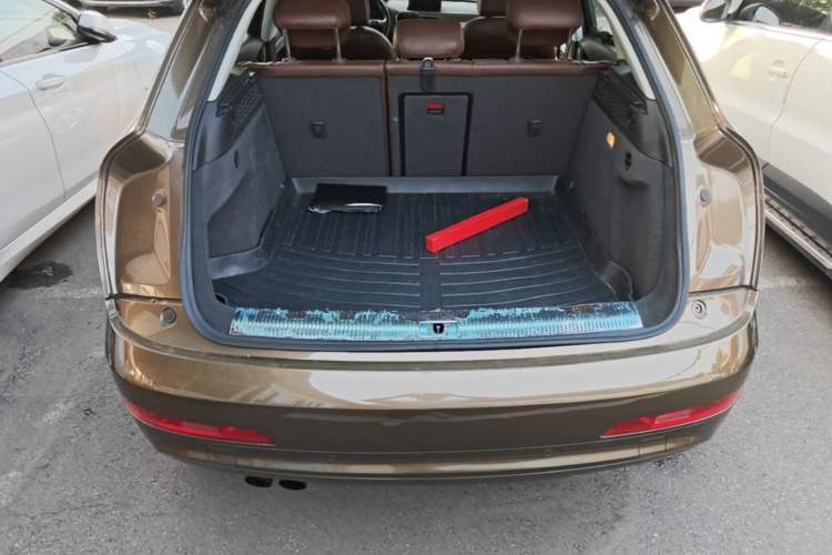 Used Audi Q3 2013 35 TFSI quattro Comfort Model Trunk