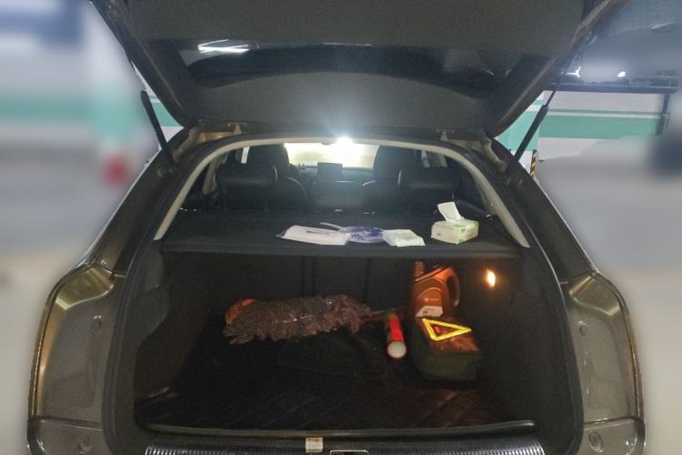 Used Audi Q3 2013 35 TFSI quattro Comfort Model Trunk