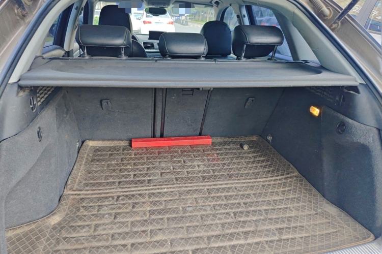 Used Audi Q3 2013 35 TFSI Comfort Model Trunk