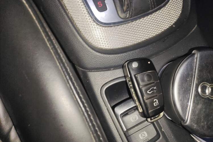 Used Audi Q3 2013 40 TFSI quattro Luxury Model Vehicle Key