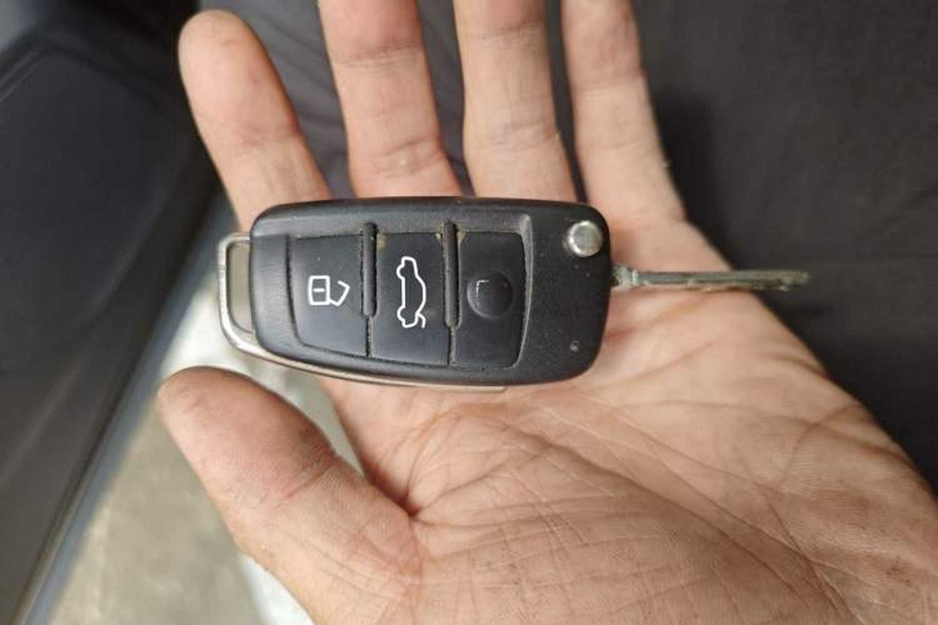 Used Audi Q3 2013 35 TFSI Comfort Model Vehicle Key