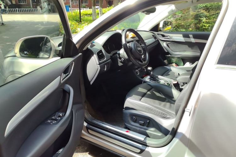 Used Audi Q3 2013 35 TFSI quattro Comfort Model Driver Seat