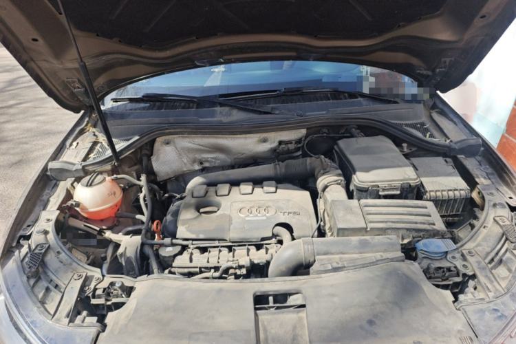 Used Audi Q3 2013 35 TFSI Comfort Model Engine Bay