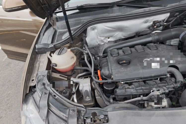 Used Audi Q3 2013 35 TFSI Ambition Edition Engine Bay Right