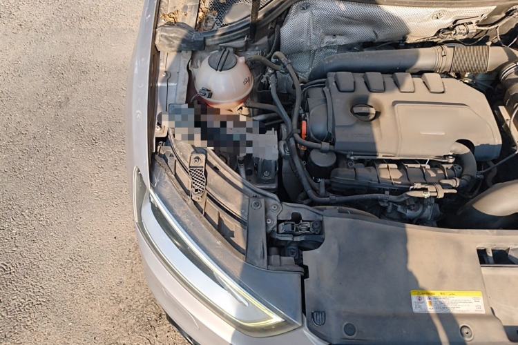 Used Audi Q3 2013 35 TFSI quattro Comfort Model Engine Bay Right