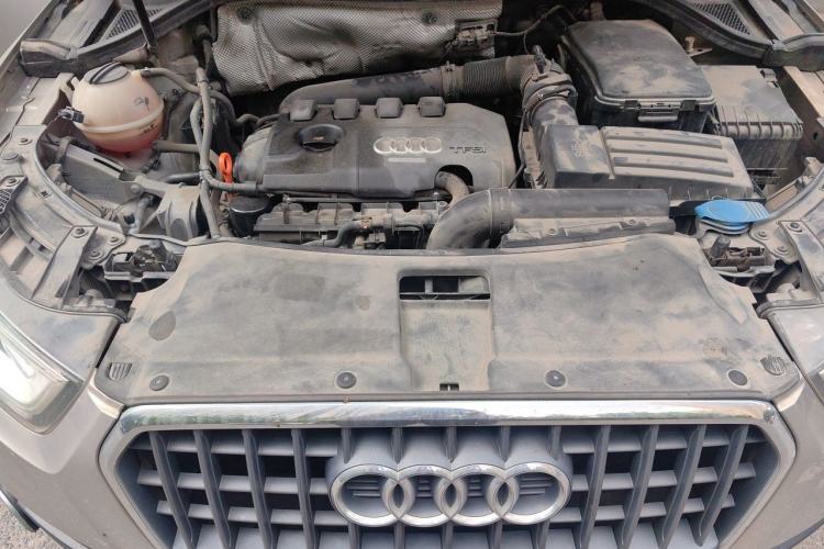 Used Audi Q3 2013 35 TFSI Comfort Model Engine Bay