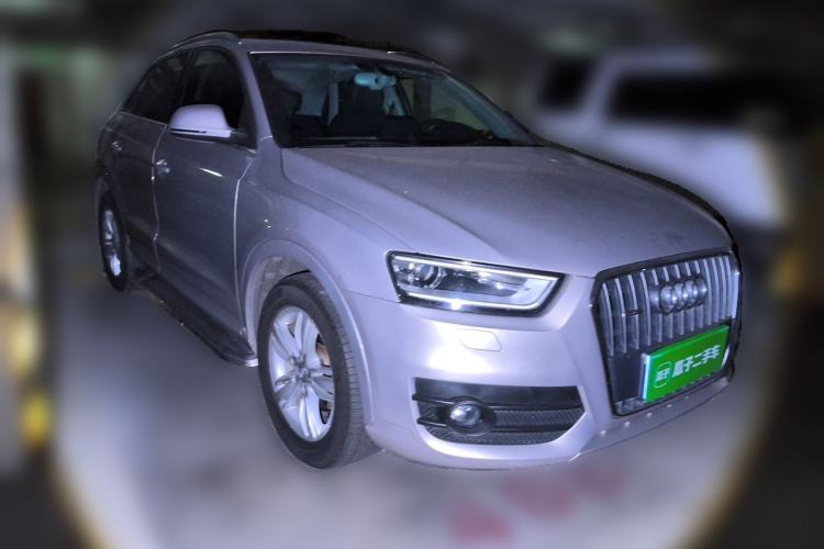 Used Audi Q3 2013 35 TFSI quattro Comfort Model Front Right 45 Deg
