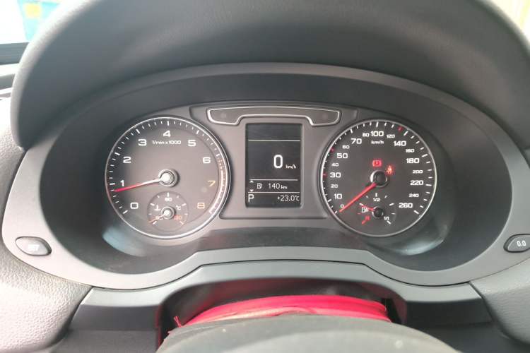 Used Audi Q3 2013 35 TFSI Comfort Model Instrument Cluster