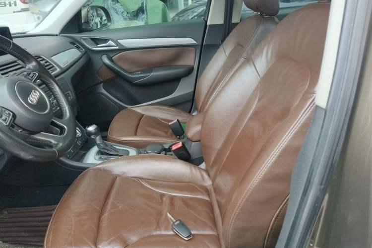 Used Audi Q3 2013 35 TFSI Comfort Model Left Front Seat
