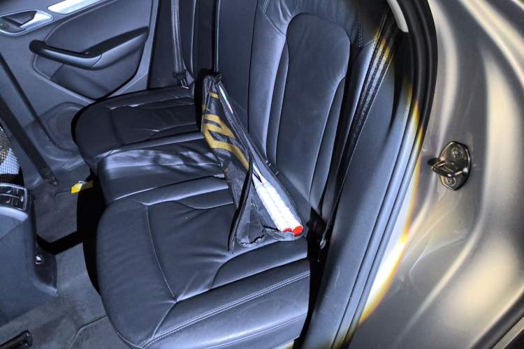 Used Audi Q3 2013 35 TFSI quattro Comfort Model Left Rear Seat