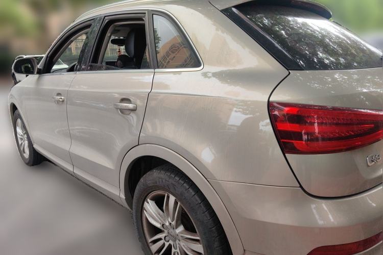 Used Audi Q3 2013 35 TFSI Comfort Model Rear Left 45 Deg