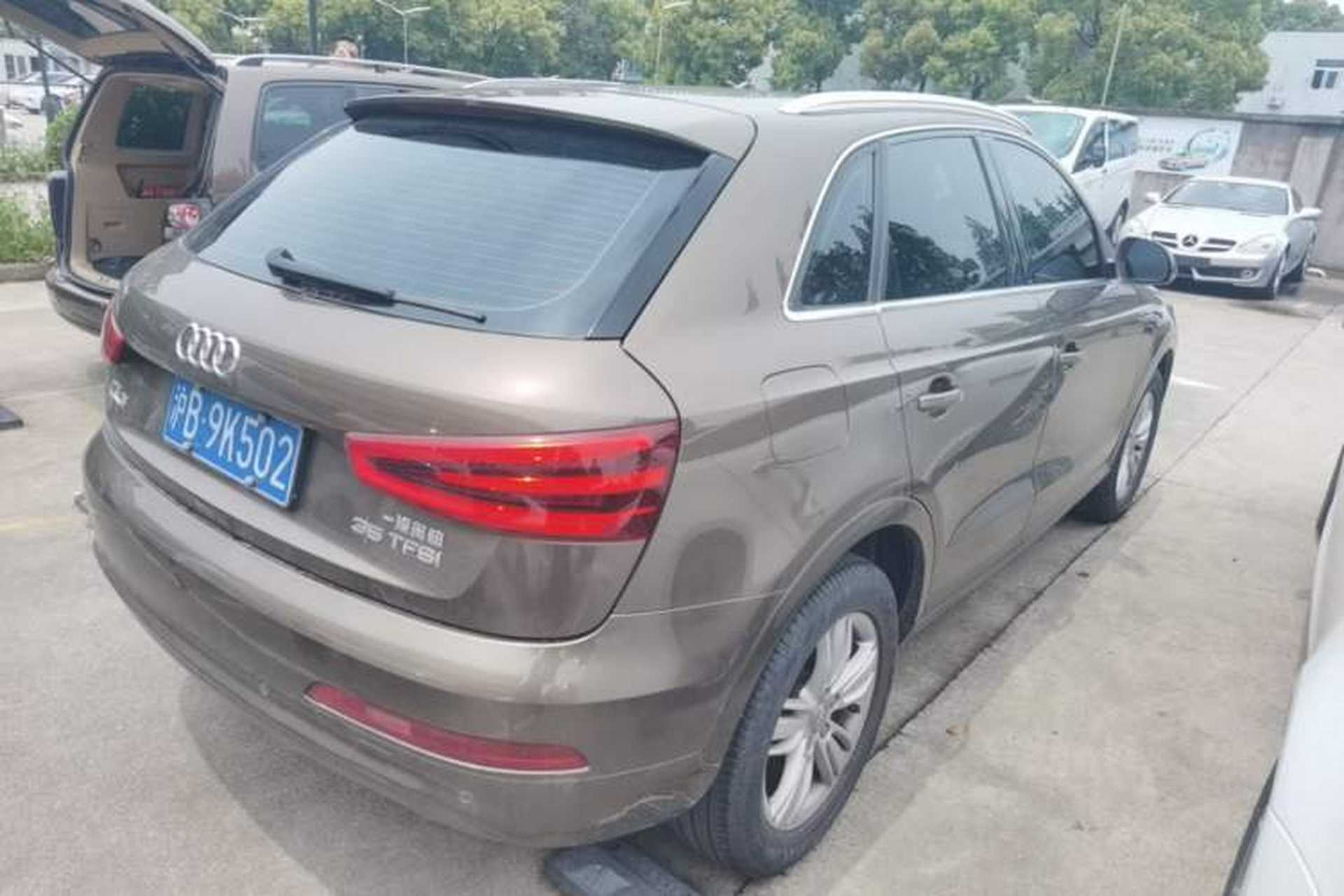 Used Audi Q3 2013 35 TFSI Comfort Model Rear Right 45 Deg