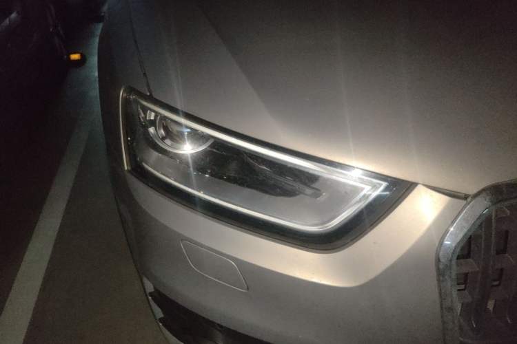 Used Audi Q3 2013 35 TFSI quattro Technology Edition Right Front Headlight