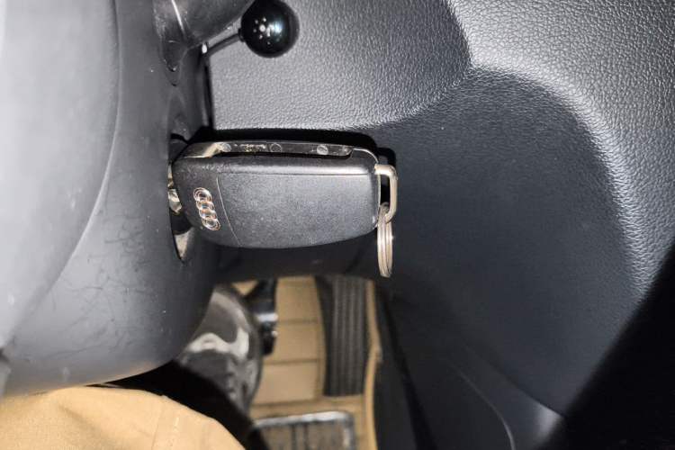 Used Audi Q3 2013 35 TFSI quattro Comfort Model Vehicle Key