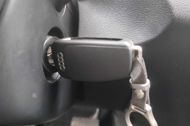 Used Audi Q3 2013 35 TFSI quattro Technology Edition Vehicle Key
