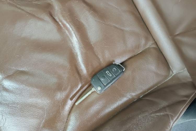 Used Audi Q3 2013 35 TFSI Comfort Model Vehicle Key