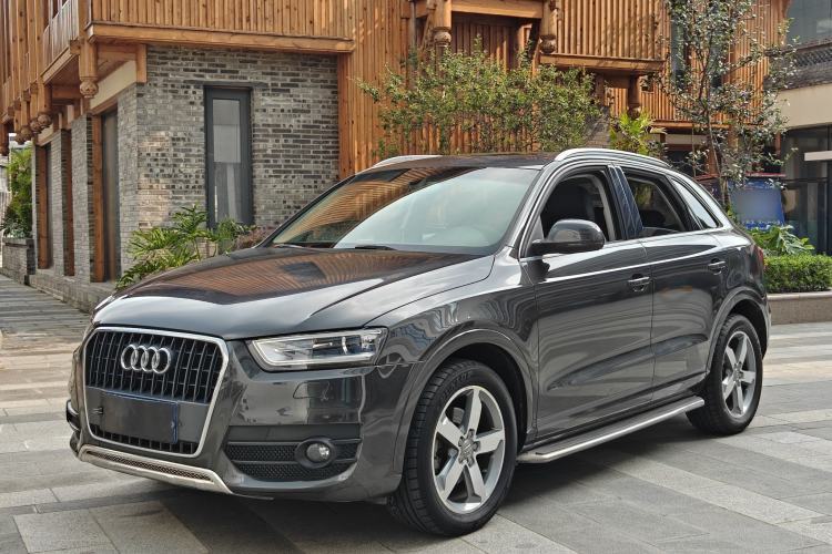 Audi Q3 2013 35 TFSI quattro Technology Edition usado Guazi used car, China used car export, Used car for sale, Used cars, Cheapest cars for sale