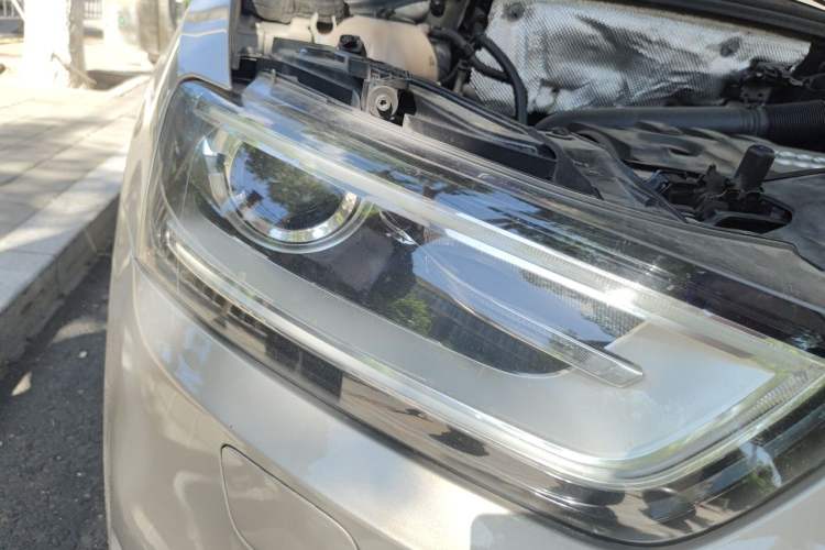 Used Audi Q3 2013 35 TFSI quattro Technology Edition Right Front Headlight